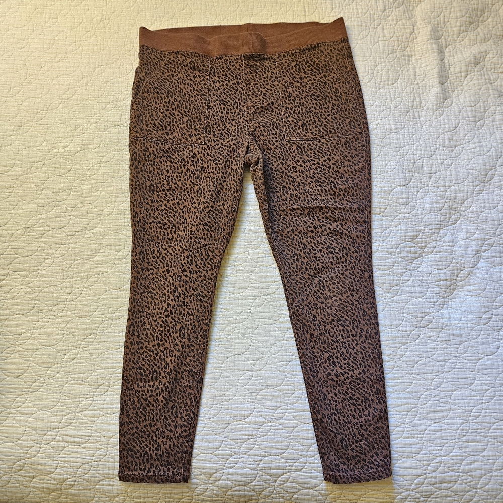 💜Cheetah Print Jeggings💜